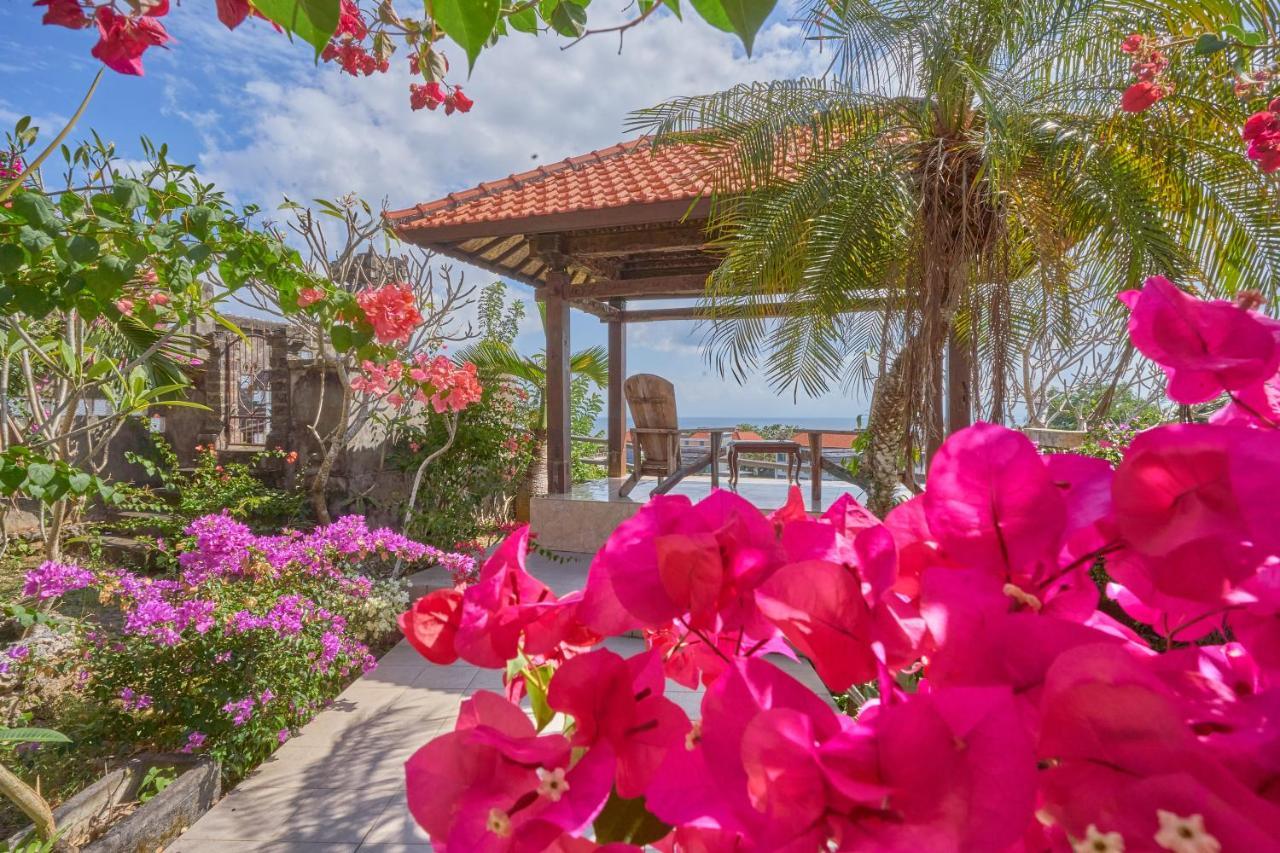 The Uluwatu Estate Hotell Pecatu Exteriör bild