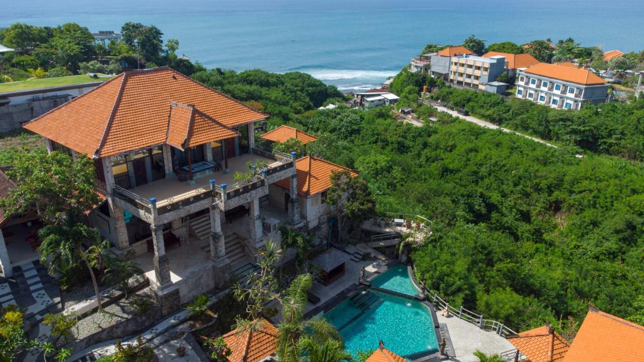 The Uluwatu Estate Hotell Pecatu Exteriör bild