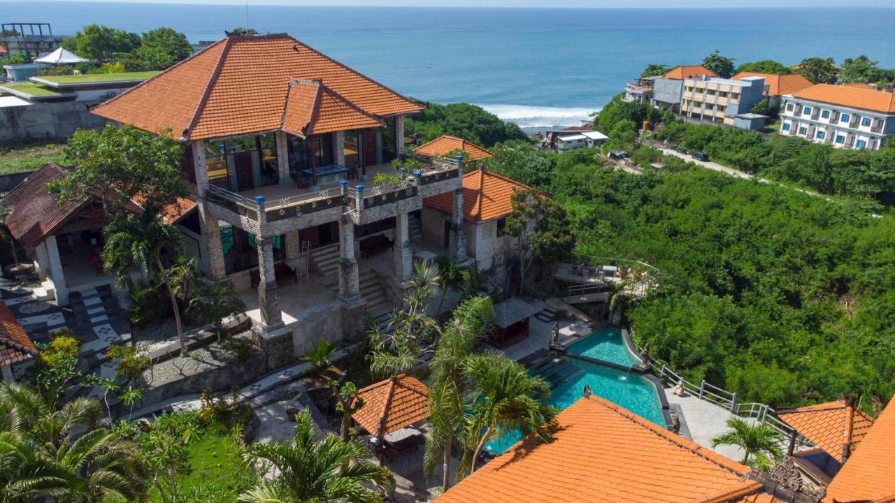 The Uluwatu Estate Hotell Pecatu Exteriör bild