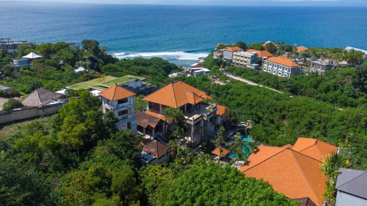 The Uluwatu Estate Hotell Pecatu Exteriör bild
